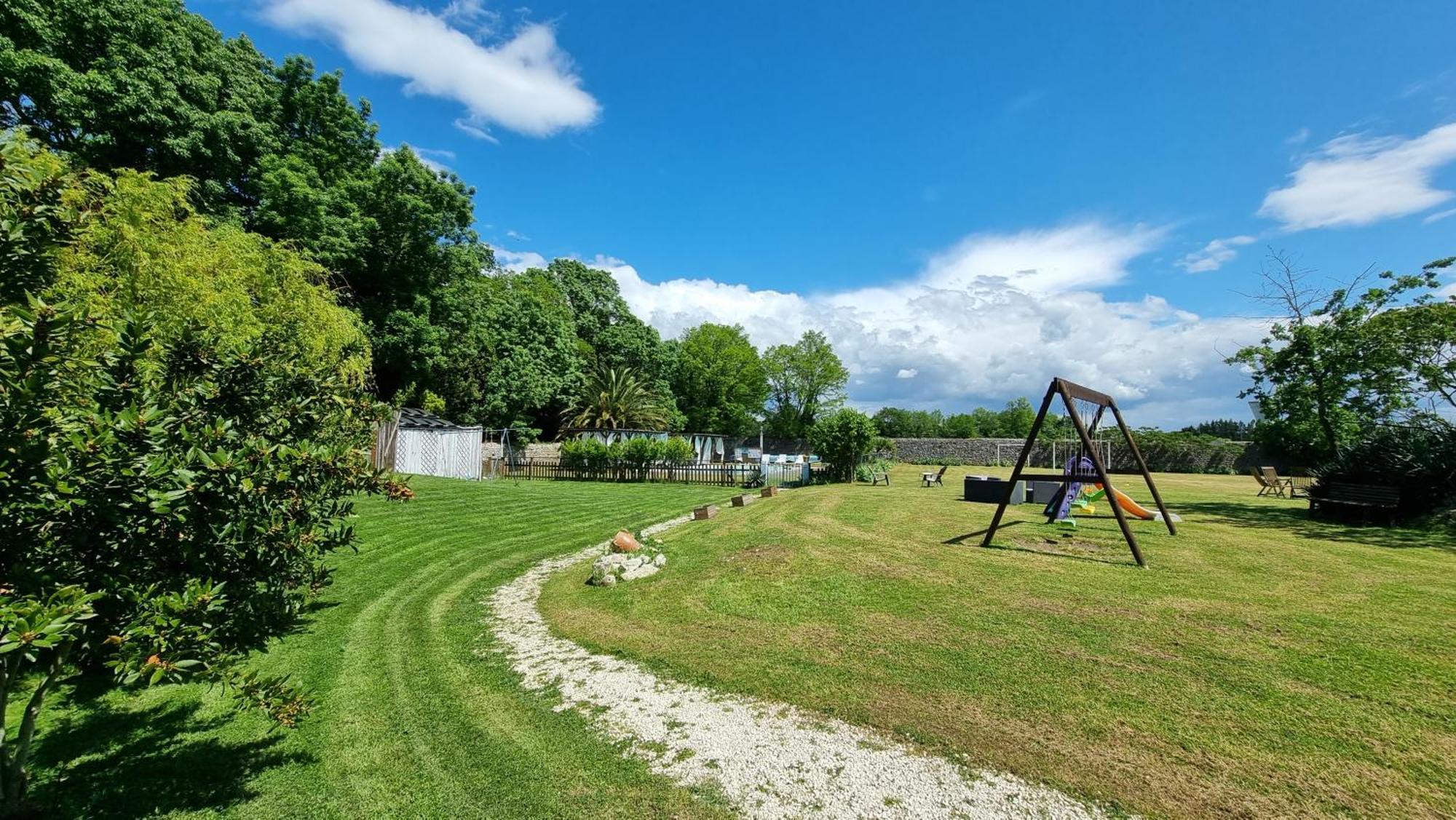 Domaine De Rochebonne Villa Saint-Just-Luzac Dış mekan fotoğraf