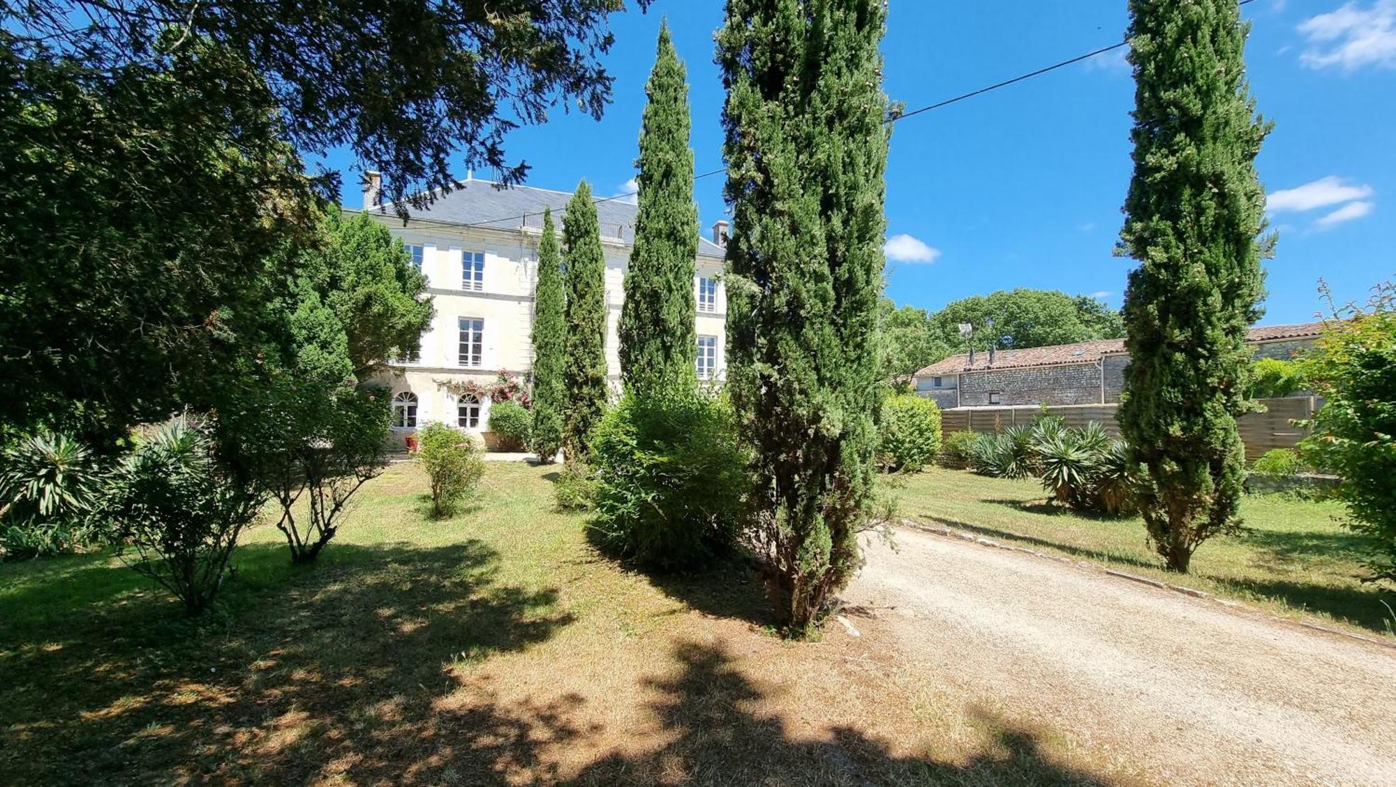 Domaine De Rochebonne Villa Saint-Just-Luzac Dış mekan fotoğraf