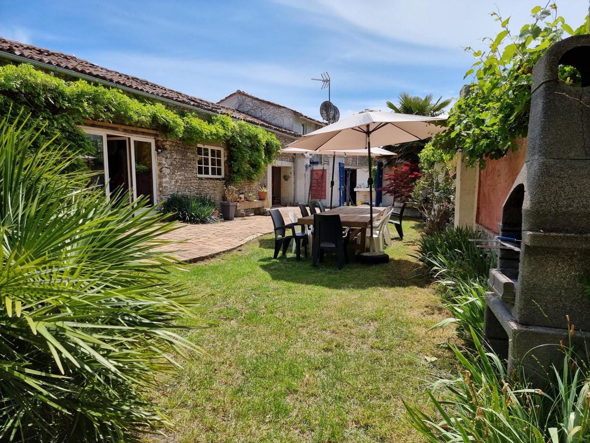 Domaine De Rochebonne Villa Saint-Just-Luzac Dış mekan fotoğraf