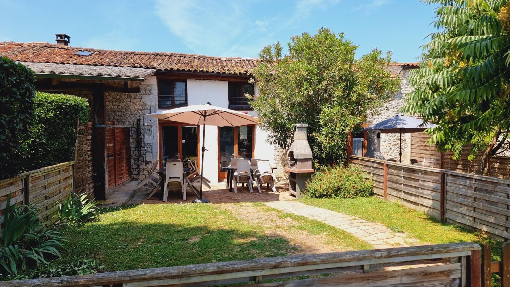 Domaine De Rochebonne Villa Saint-Just-Luzac Dış mekan fotoğraf